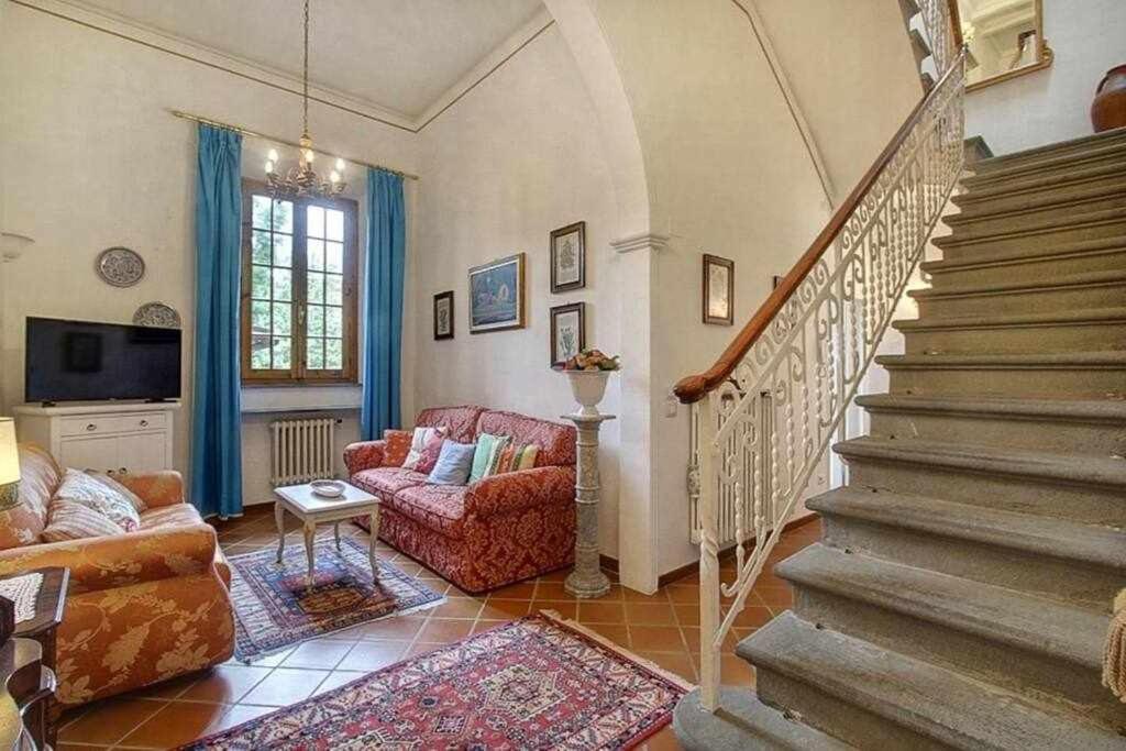 Santa Croce Elegant With Garage Apartment ฟลอเรนซ์ ภายนอก รูปภาพ