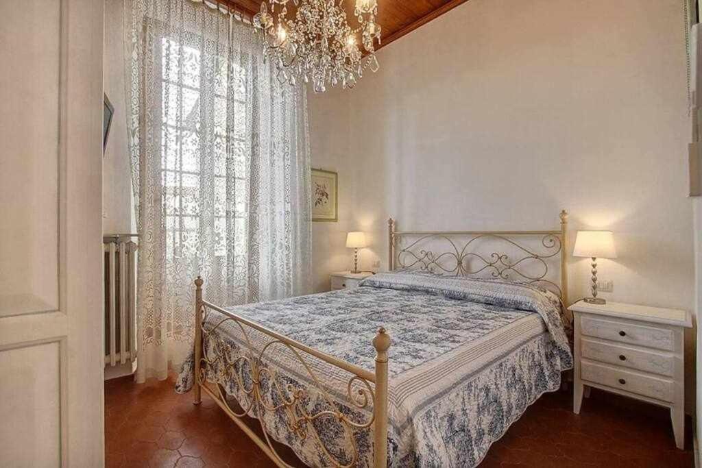Santa Croce Elegant With Garage Apartment ฟลอเรนซ์ ภายนอก รูปภาพ