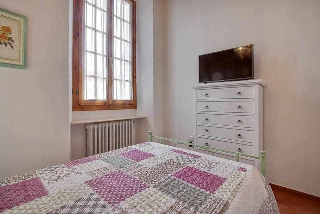 Santa Croce Elegant With Garage Apartment ฟลอเรนซ์ ภายนอก รูปภาพ
