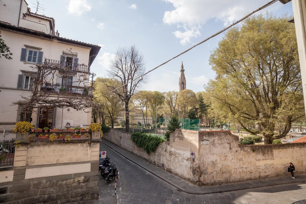 Santa Croce Elegant With Garage Apartment ฟลอเรนซ์ ภายนอก รูปภาพ