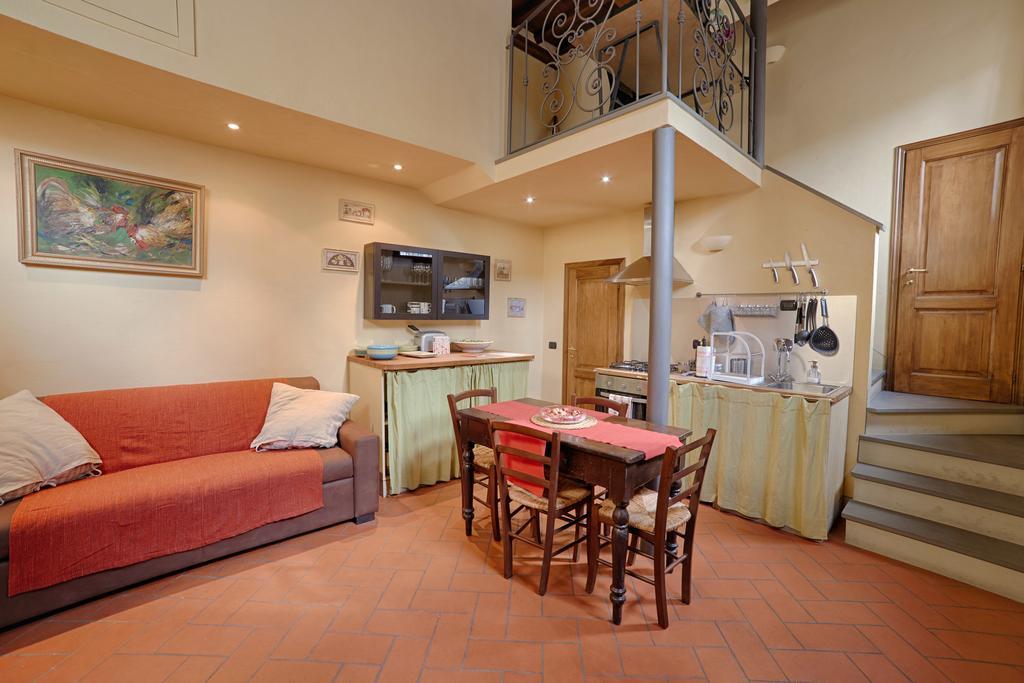 Santa Croce Elegant With Garage Apartment ฟลอเรนซ์ ภายนอก รูปภาพ