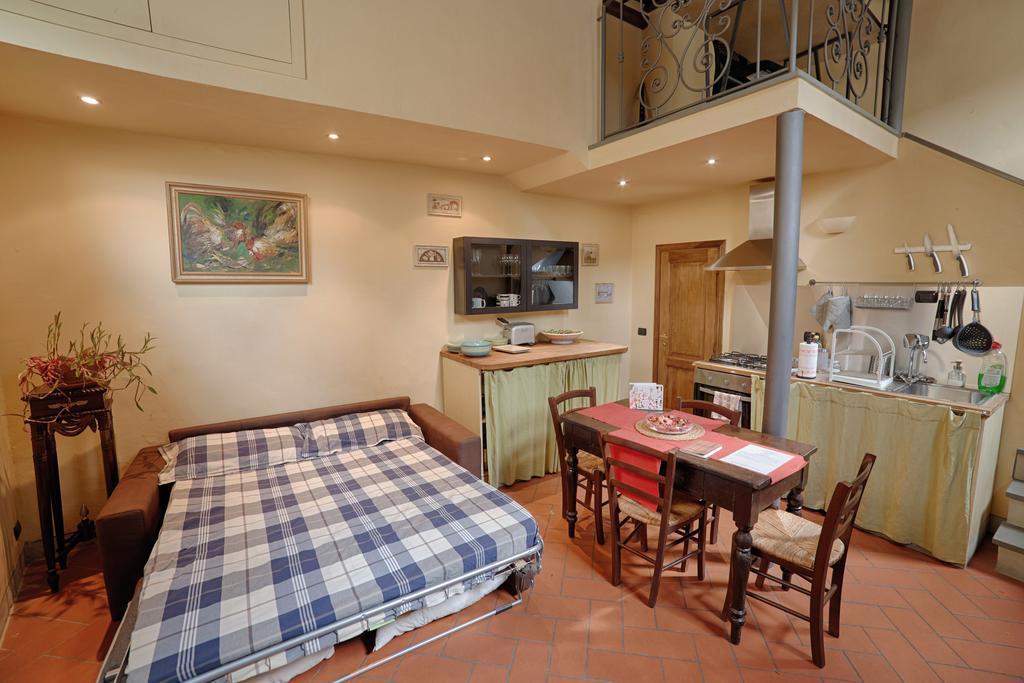 Santa Croce Elegant With Garage Apartment ฟลอเรนซ์ ภายนอก รูปภาพ