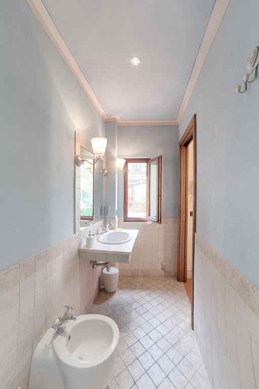 Santa Croce Elegant With Garage Apartment ฟลอเรนซ์ ภายนอก รูปภาพ
